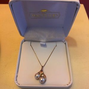 The Pearl Factory Maile Leaf Pendant Necklace